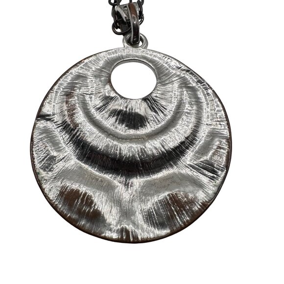 Silver Tone Statement Round Disc Pendant Necklace Sparkly Rhinestones 17" - Picture 7 of 8